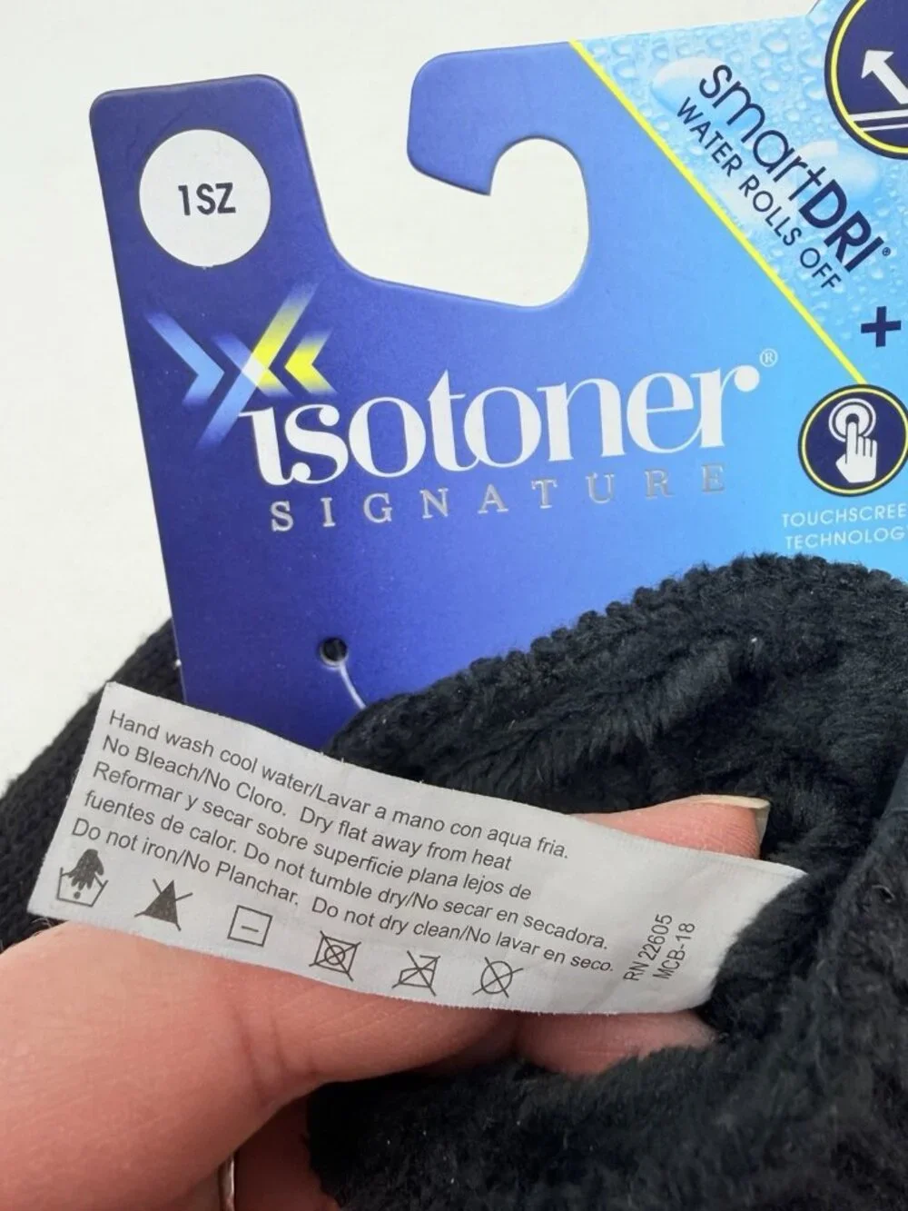 Isotoner Womens One Size Fits Most Textured Touchscreen Gloves in Black 1300 - Picture 9 of 9